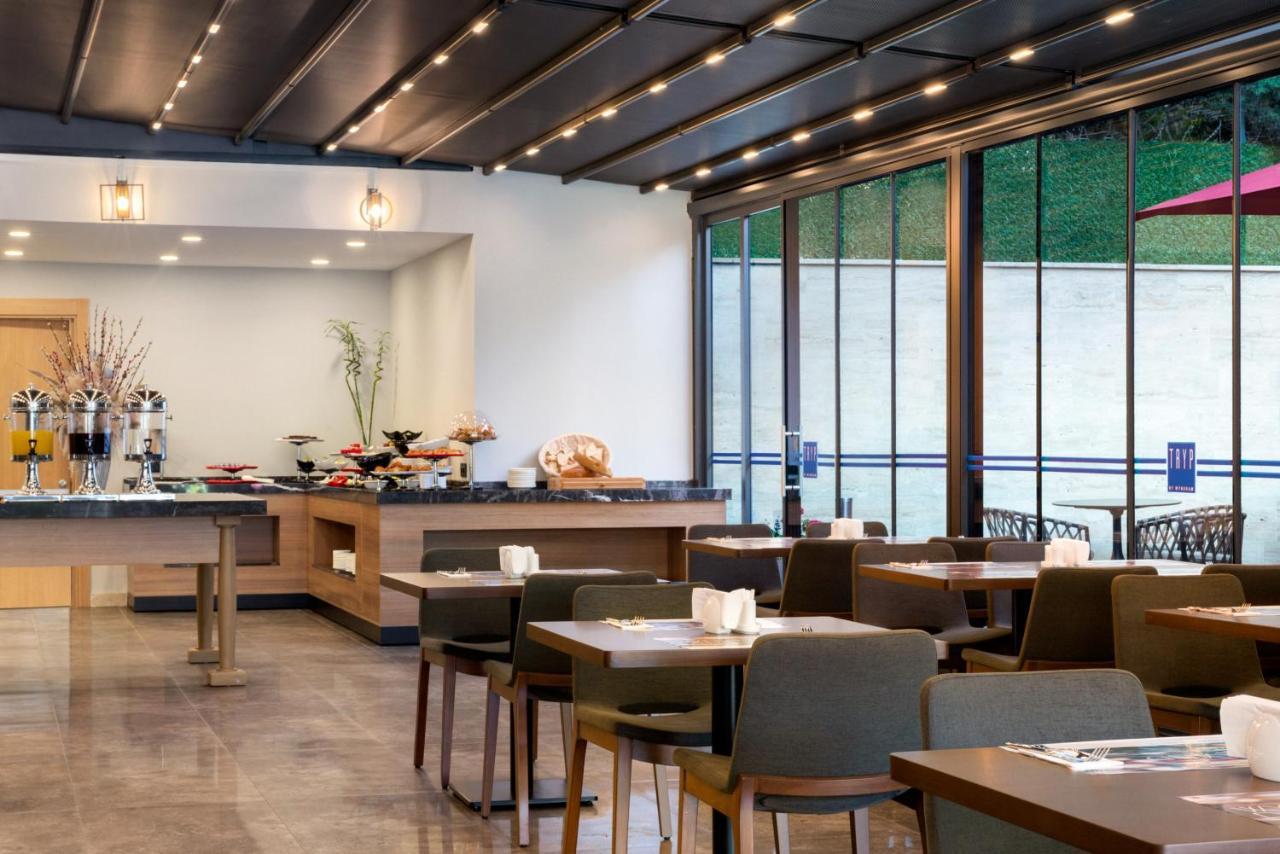 מלון Tryp By Wyndham Istanbul Atasehir מראה חיצוני תמונה