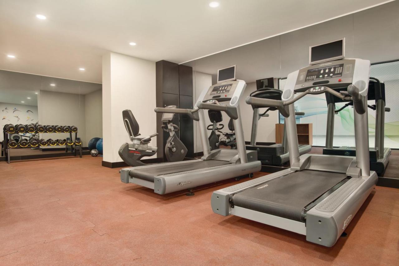 מלון Tryp By Wyndham Istanbul Atasehir מראה חיצוני תמונה