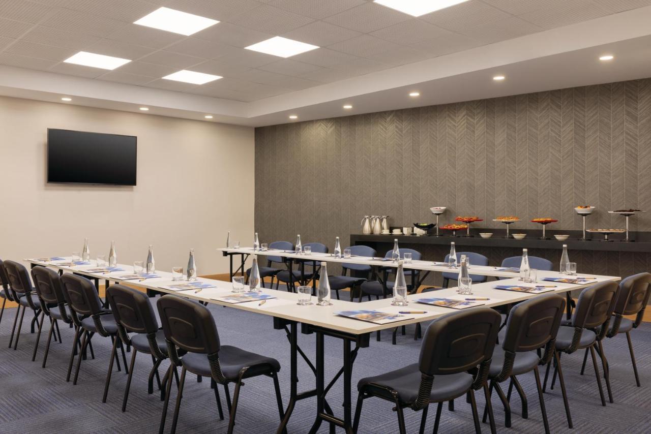 מלון Tryp By Wyndham Istanbul Atasehir מראה חיצוני תמונה
