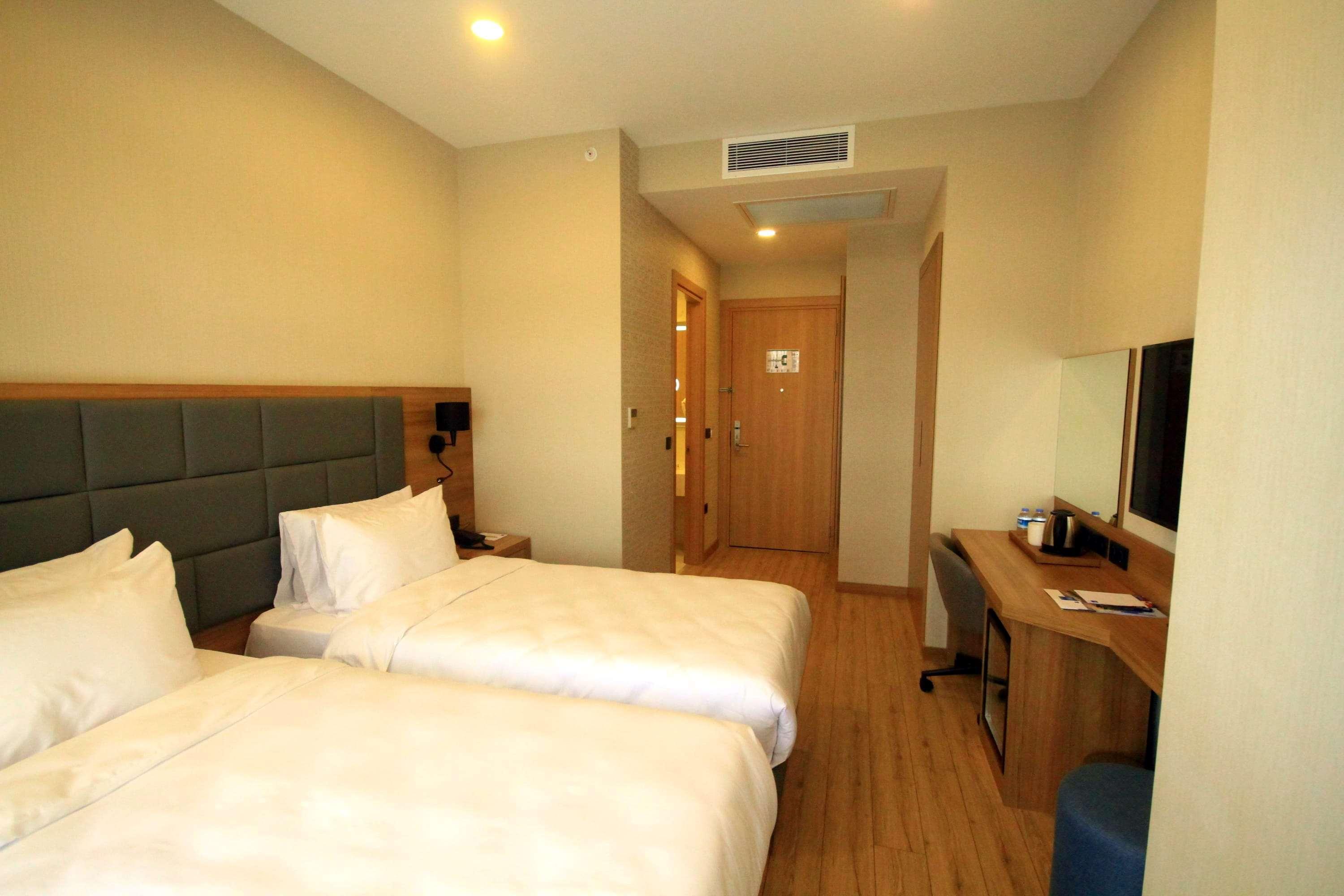 מלון Tryp By Wyndham Istanbul Atasehir מראה חיצוני תמונה