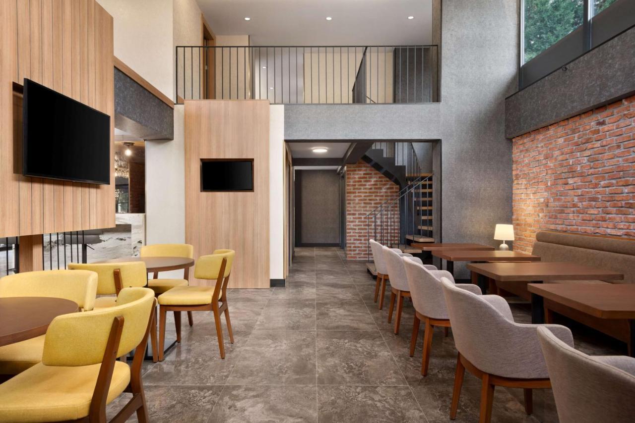 מלון Tryp By Wyndham Istanbul Atasehir מראה חיצוני תמונה